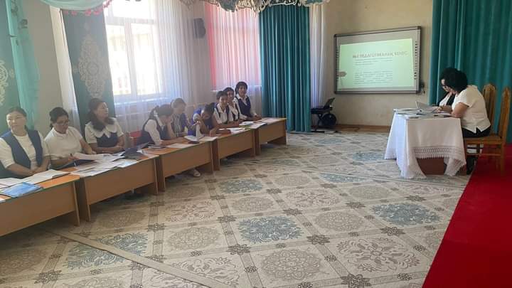 Бөбекжай бақшамызда оқу жылының алғашқы педагогикалық кеңесі өткізілді.Күн тәртібінде өткен жазғы сауықтыру-шынықтыру шараларының қорытындысы,атқарылған жұмыс нәтижелері.Бөбекжайдың 2023-2024 оқу жылына алған мақсат міндеттері талқыланды
